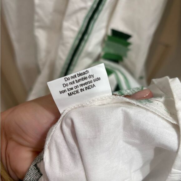 NWOT tuckernuck Julia Amory Coatue Caftan Size LARGE - Picture 7 of 7